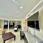 J&T Cape Lodge