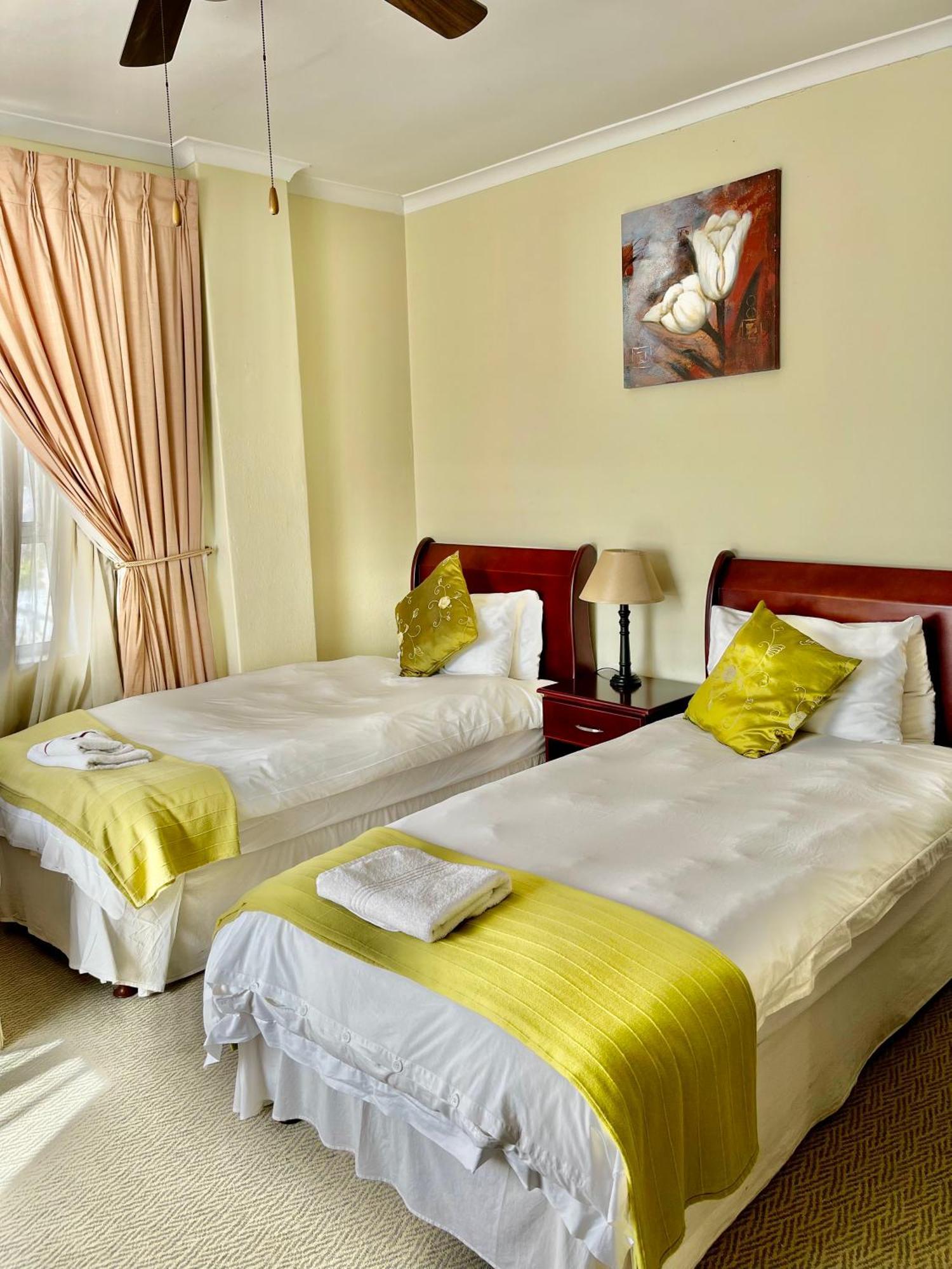 J&t Cape Hotel Cape Town