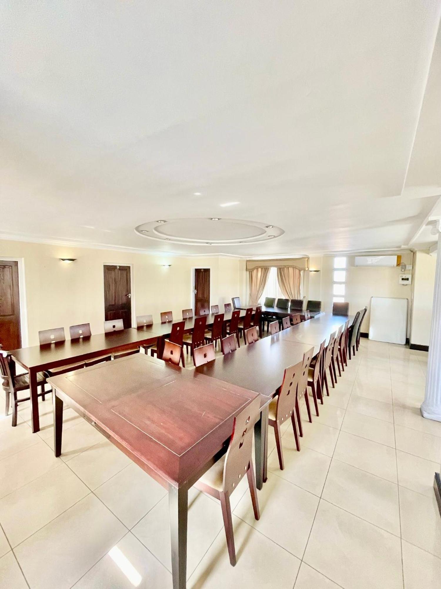 Hotel J&t Cape